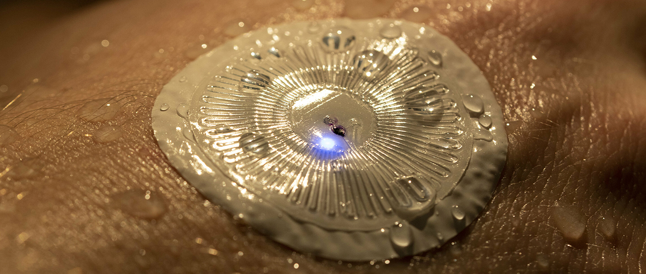 Sweat-Sensing Bandage Tells Athletes When it’s Time to Hydrate ...