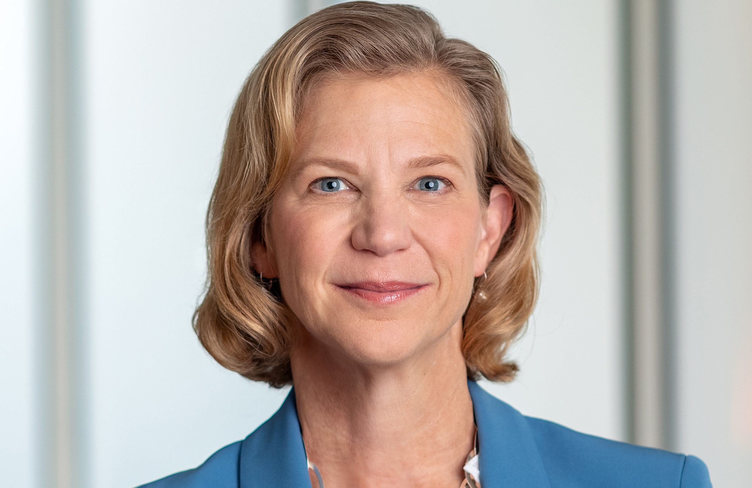 Design for access, says Abbott’s Lisa Earnhardt, medtech’s most powerful woman
