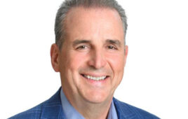 A photo of GE HealthCare President and CEO Peter Arduini.