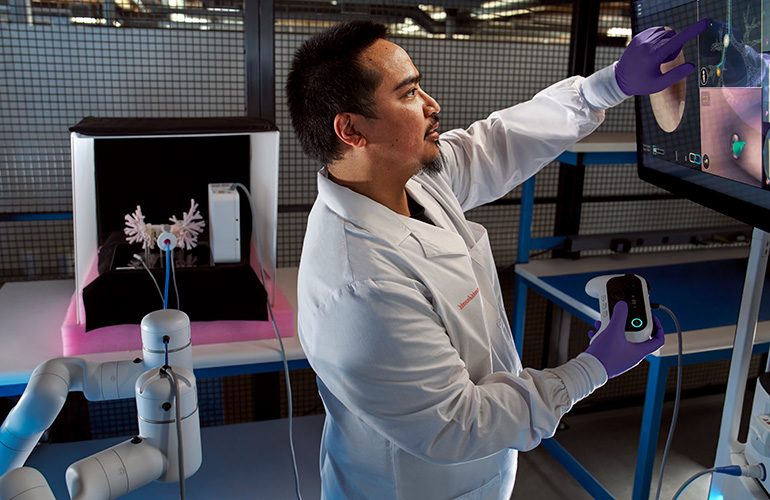 A photo of Johnson & Johnson MedTech's Polyphonic-connected Monarch robotics-assisted bronchoscopy system in the lab.