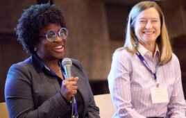 A photo of Medtronic VP Ravyn Miller and Insulet SVP Carolyn Sleeth at the June 2025 Women in MedTech Breakfast at DeviceTalks Minnesota.
