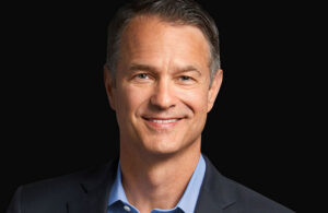 A photo of Intuitive EVP and Chief Commercial and Marketing Officer Henry Charlton.