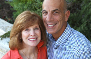A photo of Linda and Mike Mussallem.